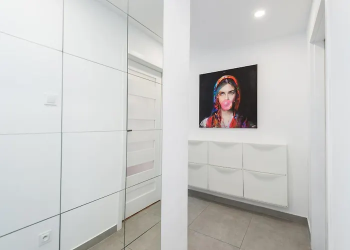 Kairos - Valdi - Darmowy Parking, Widok Na Spodek, Scisle Centrum, Apartamento